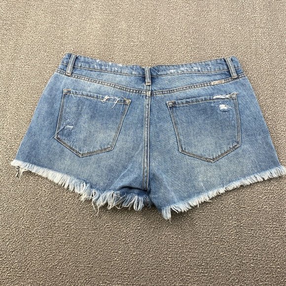 KanCan Cutoff Jean Short Women's Size 9/28 Mid Rise Button Fly Cotton Denim Blue - Picture 6 of 10